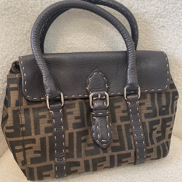 Fendi Selleria handbag in brown monogram canvas and brown grained leather - Picture 2 of 13